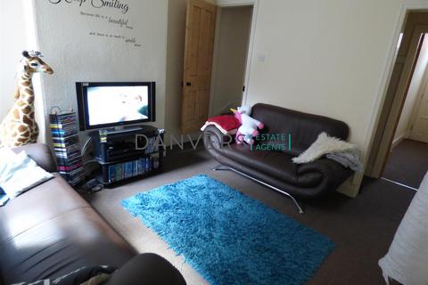 3 bedroom terraced house to rent, Browning Street, Leicester LE3