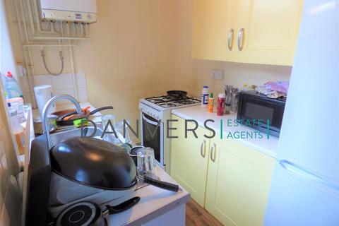 2 bedroom terraced house to rent, Ridley Street, Leicester LE3