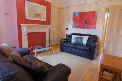 4 bedroom terraced house to rent, Wilberforce Road, Leicester LE3