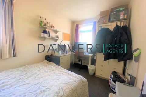 4 bedroom terraced house to rent, Norman Street, Leicester LE3