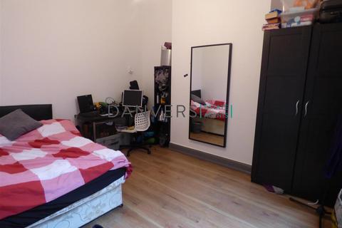 5 bedroom house share to rent, Narborough Road, Leicester LE3