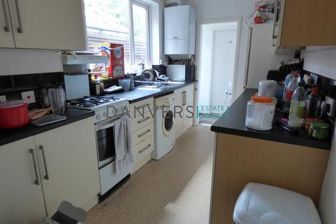 4 bedroom terraced house to rent, Rydal Street, Leicester LE2