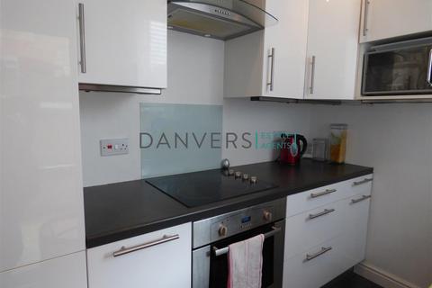3 bedroom terraced house to rent - Warwick Street, Leicester LE3