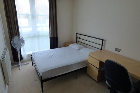undefined, Woodford Road, Leicester LE2