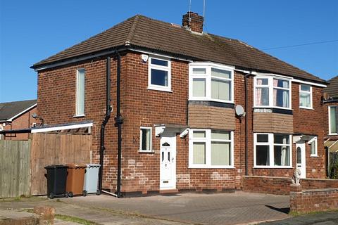 3 bedroom semi-detached house to rent - Flixton Drive, Crewe