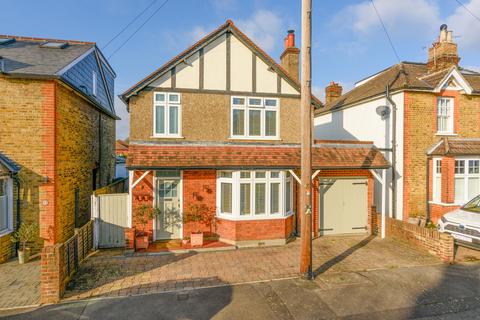 3 bedroom detached house for sale, Mayo Road, WALTON-ON-THAMES, KT12