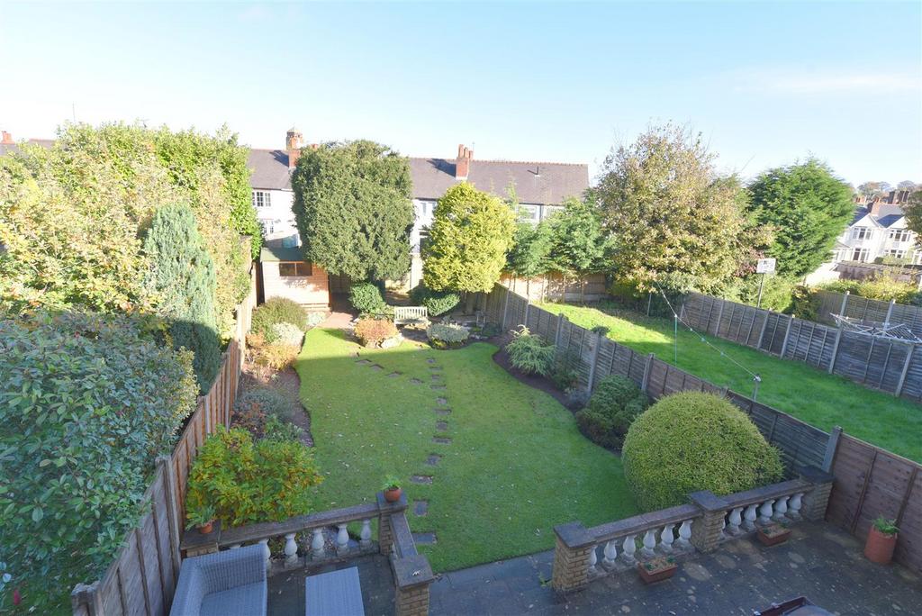 Garden View from bedroom.JPG