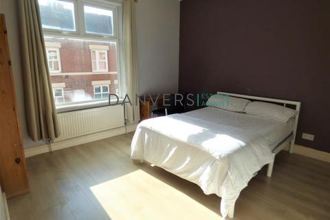 4 bedroom terraced house to rent - Ullswater Street, Leicester LE2
