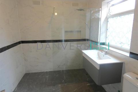 4 bedroom terraced house to rent, Ullswater Street, Leicester LE2