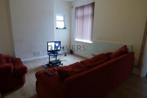 5 bedroom end of terrace house to rent, Clarendon Street, Leicester LE2