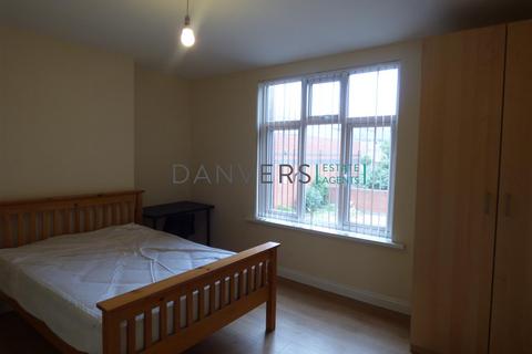 5 bedroom end of terrace house to rent, Clarendon Street, Leicester LE2