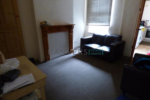 2 bedroom terraced house to rent, Luther Street, Leicester LE3