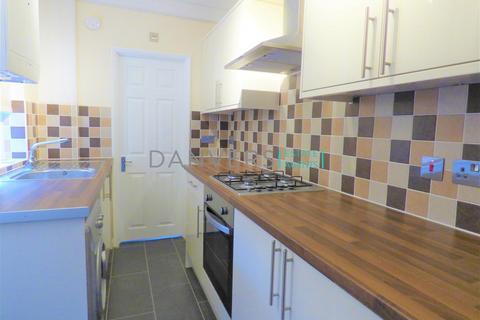 4 bedroom terraced house to rent - Bruce Street, Leicester LE3