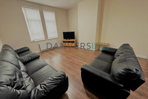 6 bedroom villa to rent, Ridley Street, Leicester LE3