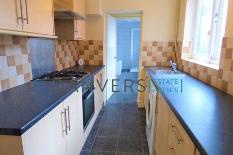 4 bedroom terraced house to rent, Clarendon Street, Leicester LE2