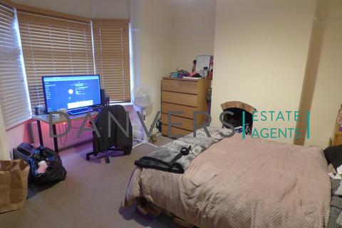 4 bedroom terraced house to rent, Beaconsfield Road, Leicester LE3