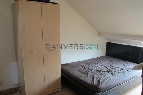 3 bedroom terraced house to rent, Norman Street, Leicester LE3