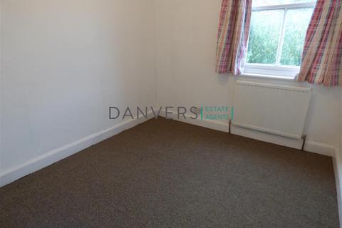 3 bedroom terraced house to rent - Merton Avenue, Leicester LE3