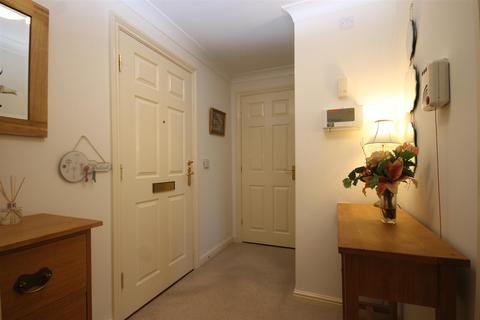 1 bedroom retirement property for sale, Long Street, Thirsk YO7