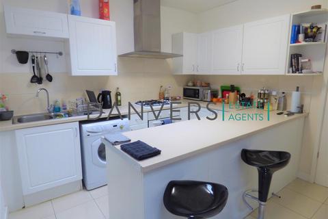 2 bedroom semi-detached house to rent, Thorpe Street, Leicester LE3