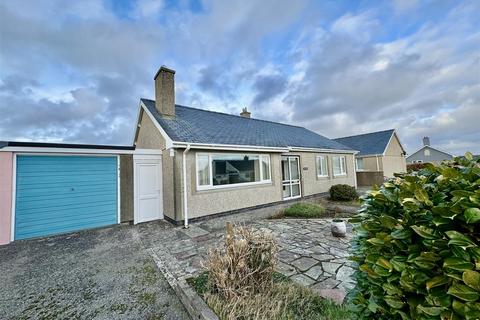 2 bedroom detached bungalow for sale, Lon Ty'r Gof, Y Ffor, Pwllheli