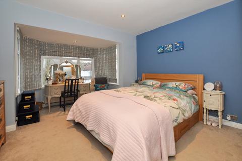 55 Lime Tree Walk, West Wickham, BR4 9EB
