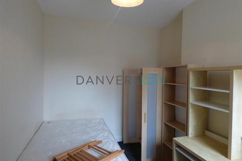 4 bedroom detached house to rent, Norman Street, Leicester LE3