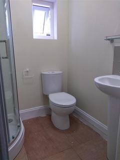 4 bedroom detached house to rent, Norman Street, Leicester LE3