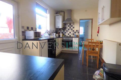 5 bedroom terraced house to rent, Paton Street, Leicester LE3
