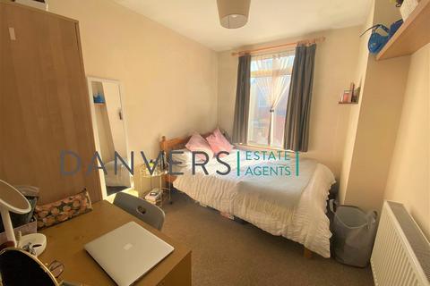 5 bedroom terraced house to rent, Paton Street, Leicester LE3