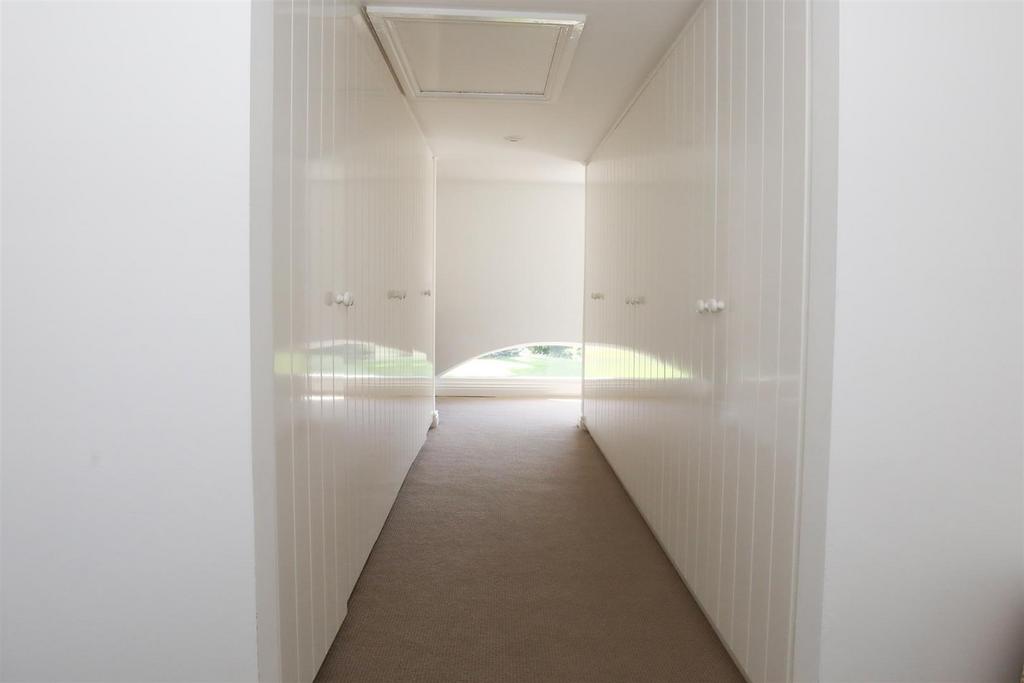 Master dressing room