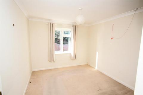1 bedroom retirement property for sale, Forest Close, Chislehurst