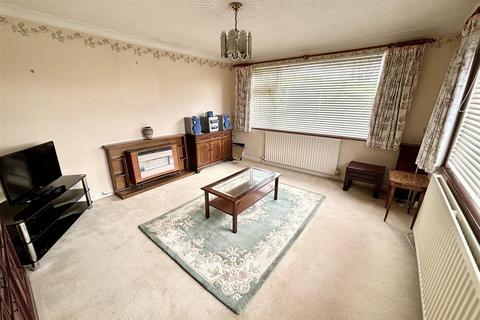 3 Douglas Close, Upton, Poole, BH16 5HD