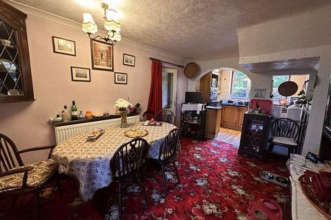 11 Fernwood Drive, Leek, ST13 8JA