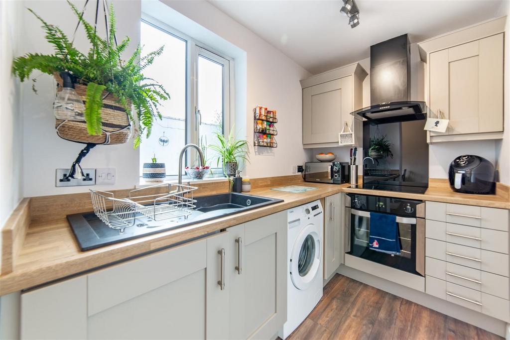 St. Marys Field, Morpeth 3 bed terraced house £175,000