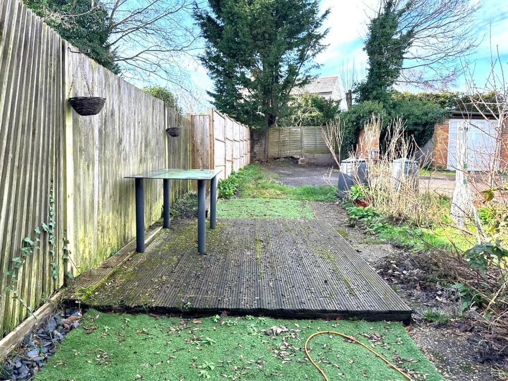 Garden 2.jpg