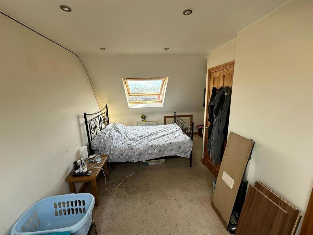 Bedroom new.jpg