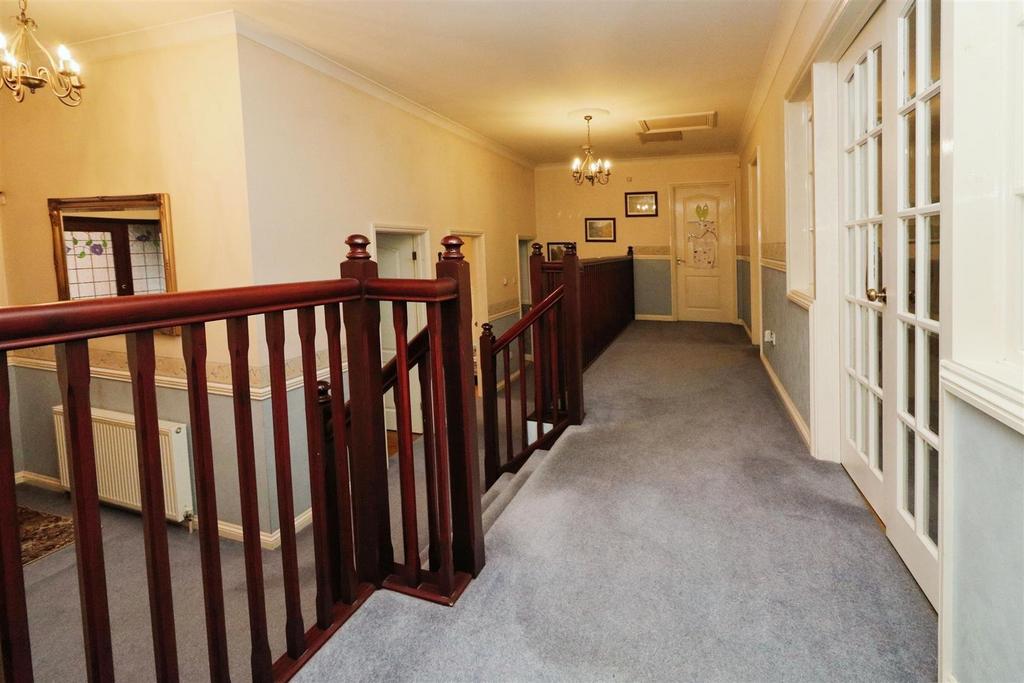 Split level reception hall