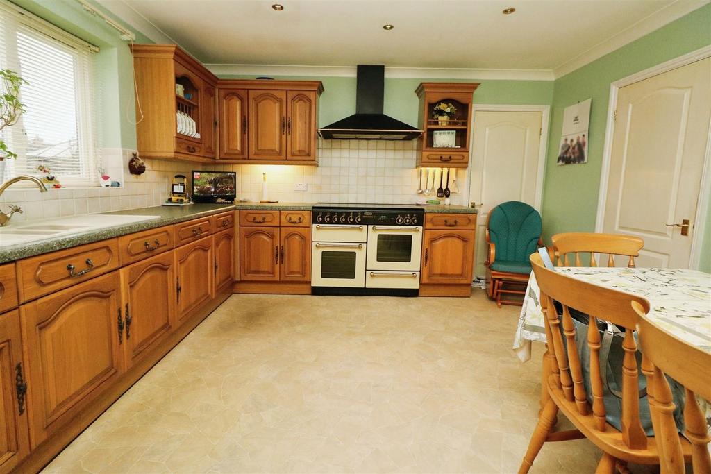 Breakfast kitchen