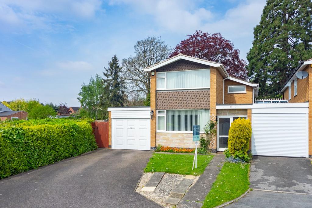 Brookfield Avenue, Loughborough, LE11 4 bed link detached house for