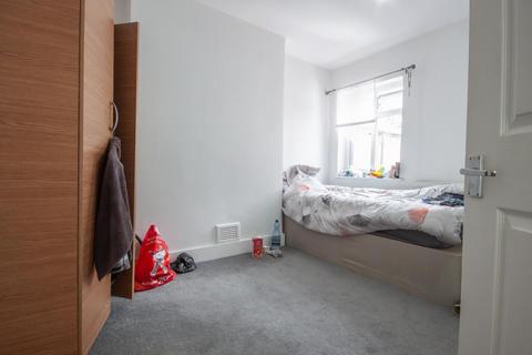 62 Redfern Road, London, NW10 9LB