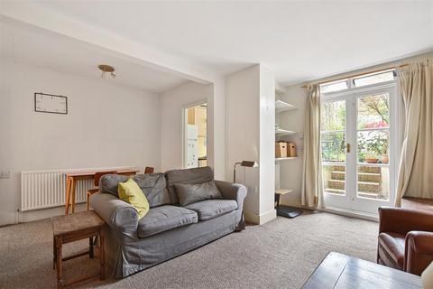 1 bedroom apartment to rent, Guildford Road, Stockwell