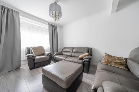33 Bastion Road, London, SE2 0RH
