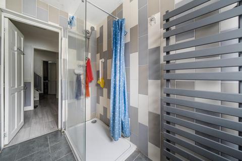 33 Bastion Road, London, SE2 0RH