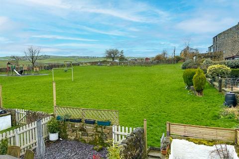 11 Middleton, Cowling, Keighley, BD22 0DQ