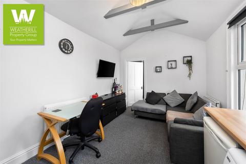 1 bedroom apartment for sale, Old Shoreham Road, Portslade, Brighton