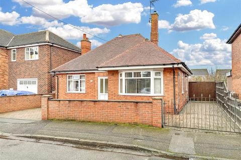 4 bedroom detached bungalow for sale, Linton Close, Farndon, Newark