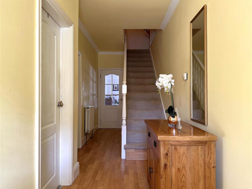 Entrance Hall 272