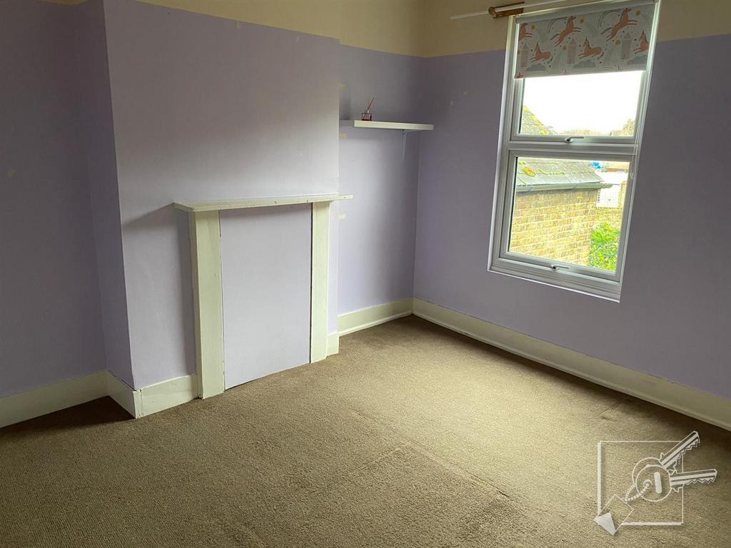 Bedroom 2: