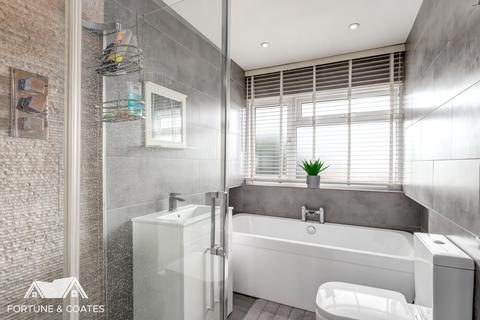 148 Radburn Close, Harlow, CM18 7EG